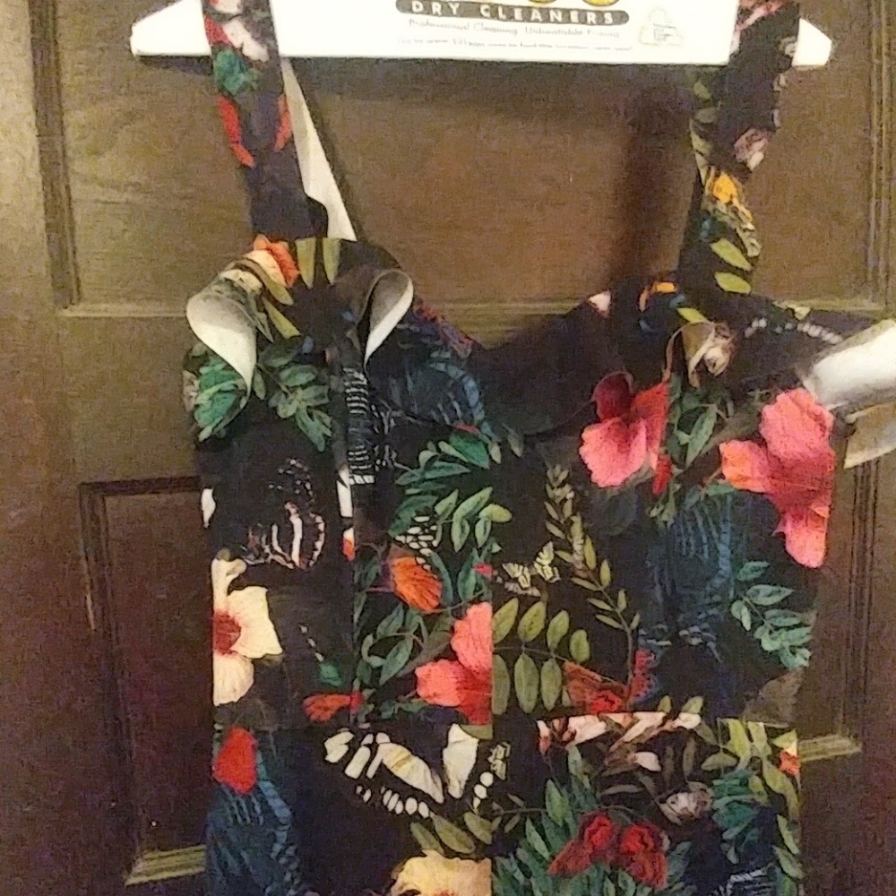 BEAUTIFUL FLORAL JUMPSUIT😍😍😍